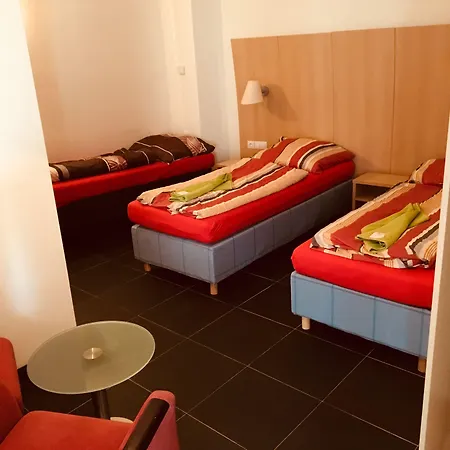 Hotel U Cerneho Orla 3*