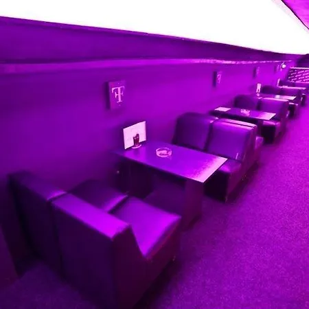 U Cerneho Orla Hotel Kostelec nad Černými Lesy