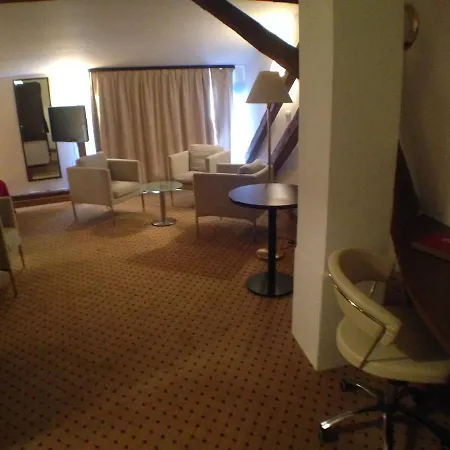 U Cerneho Orla Hotel Kostelec nad Černými Lesy